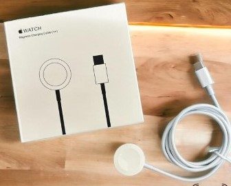 CABLE CARGADOR INALÁMBRICO APPLE MAGSAFE TIPO C PARA APPLE WATCH SERIES / ULTRA / ULTRA 2 / AIRPODS (1 M)

