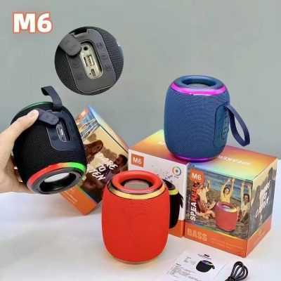 BOCINA BLUETOOTH CILINDRICA CON LUCES DE COLORES MODELO M6